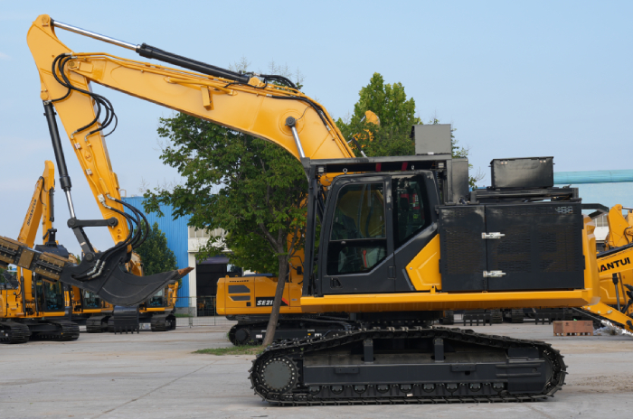 Экскаватор Shantui SE255F – новинка лесной промышленности