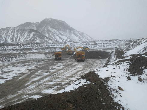 Самосвал TL875 - колёсная формула 6х4, грузоподъёмность 60 т