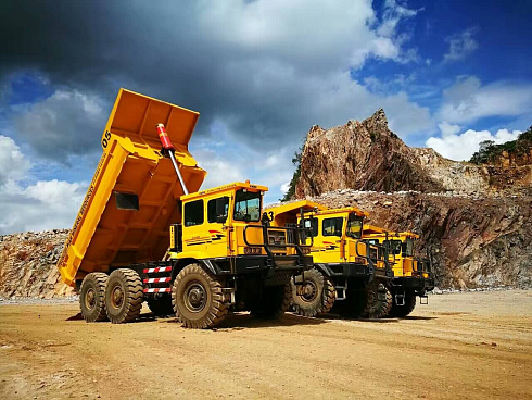Самосвал TL849 – колёсная формула 6х6, грузоподъёмность 35 т
